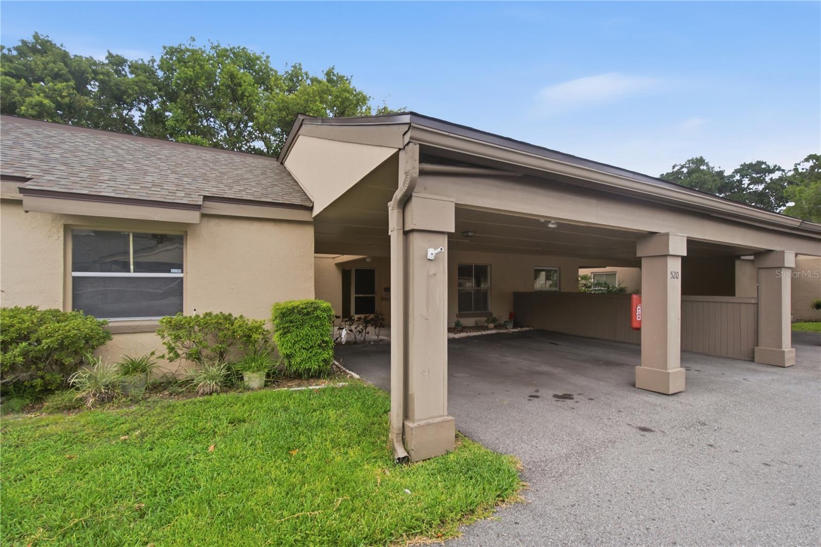 520 WINDMEADOWS STREET 520
