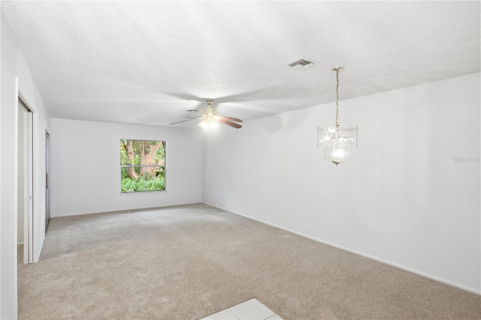 520 WINDMEADOWS STREET 520