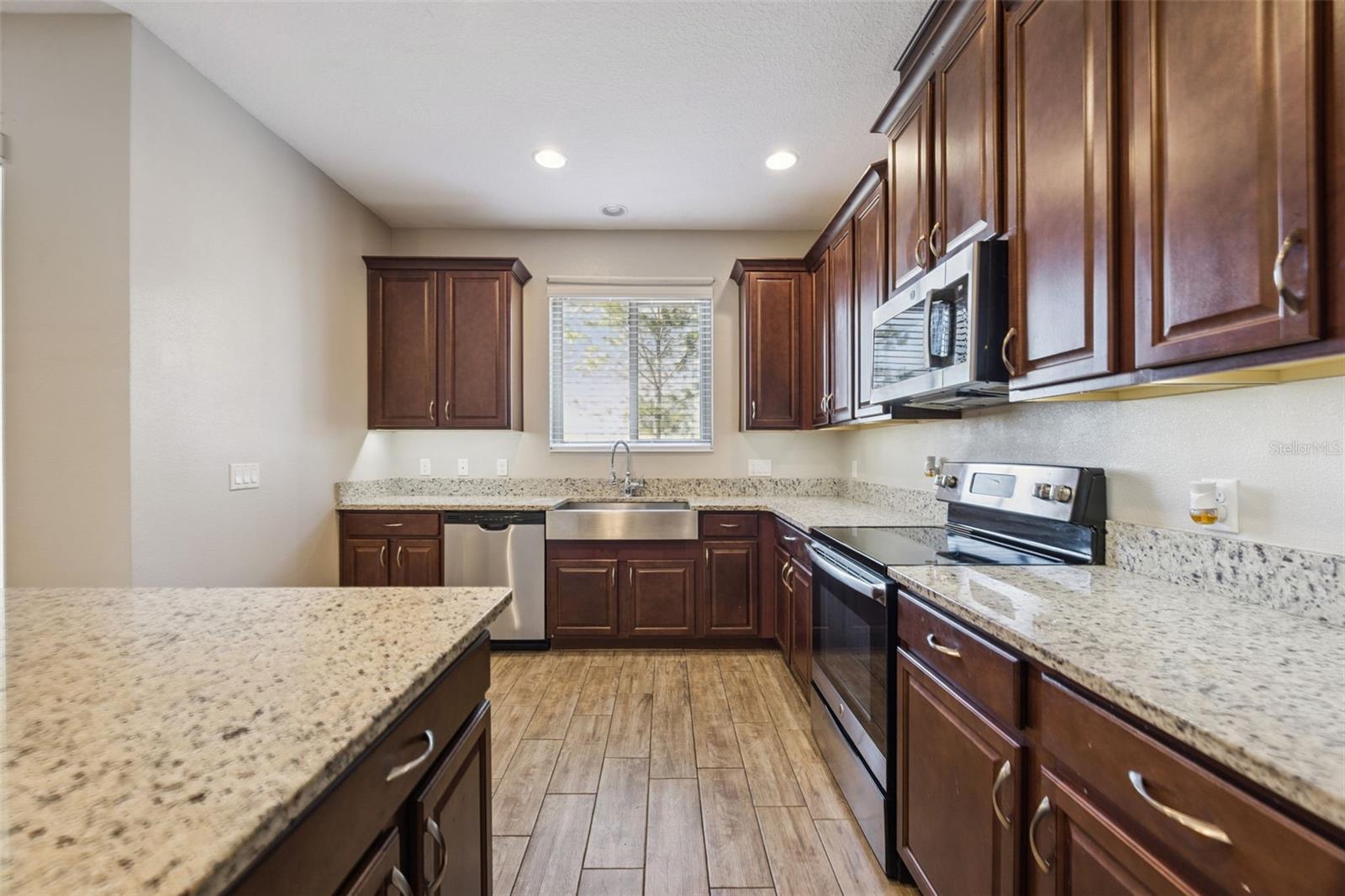 ECON LANDING - Residential