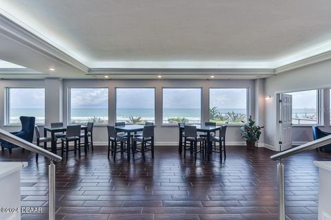 A home in DAYTONA BEACH