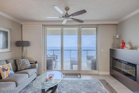 A home in DAYTONA BEACH
