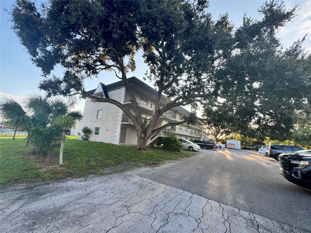 Photo of 1185 58th Street N, St Petersburg, FL 33710 (MLS # TB8413488)