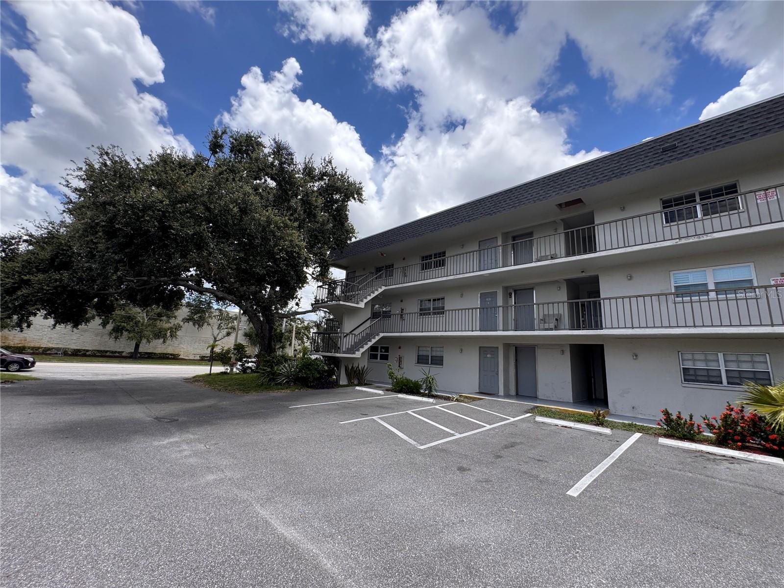 S & F SUB PT REP OF BLK B - Residential Income