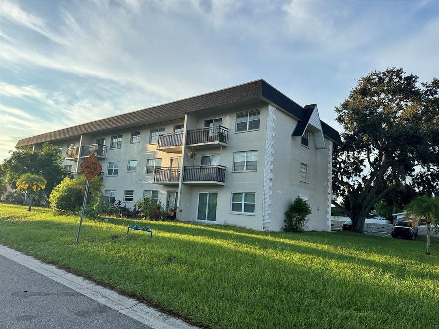 18 Units  3 story Building with Elevator. Central St.Petersburg Location. Across the street from Tyrone Gardens Shopping Center / Winn Dixie .
(!6)  1 Bedroom - 1 Bathroom units , (2) 2 Bedroom- 1 Bath units , Central AC & Heat , Featuring Balconies or Ground floor Patio's.
On Site Laundry Room. Large 24 space Off Street Parking Lot.
Aluminum Garage / Workshop building  12x24.