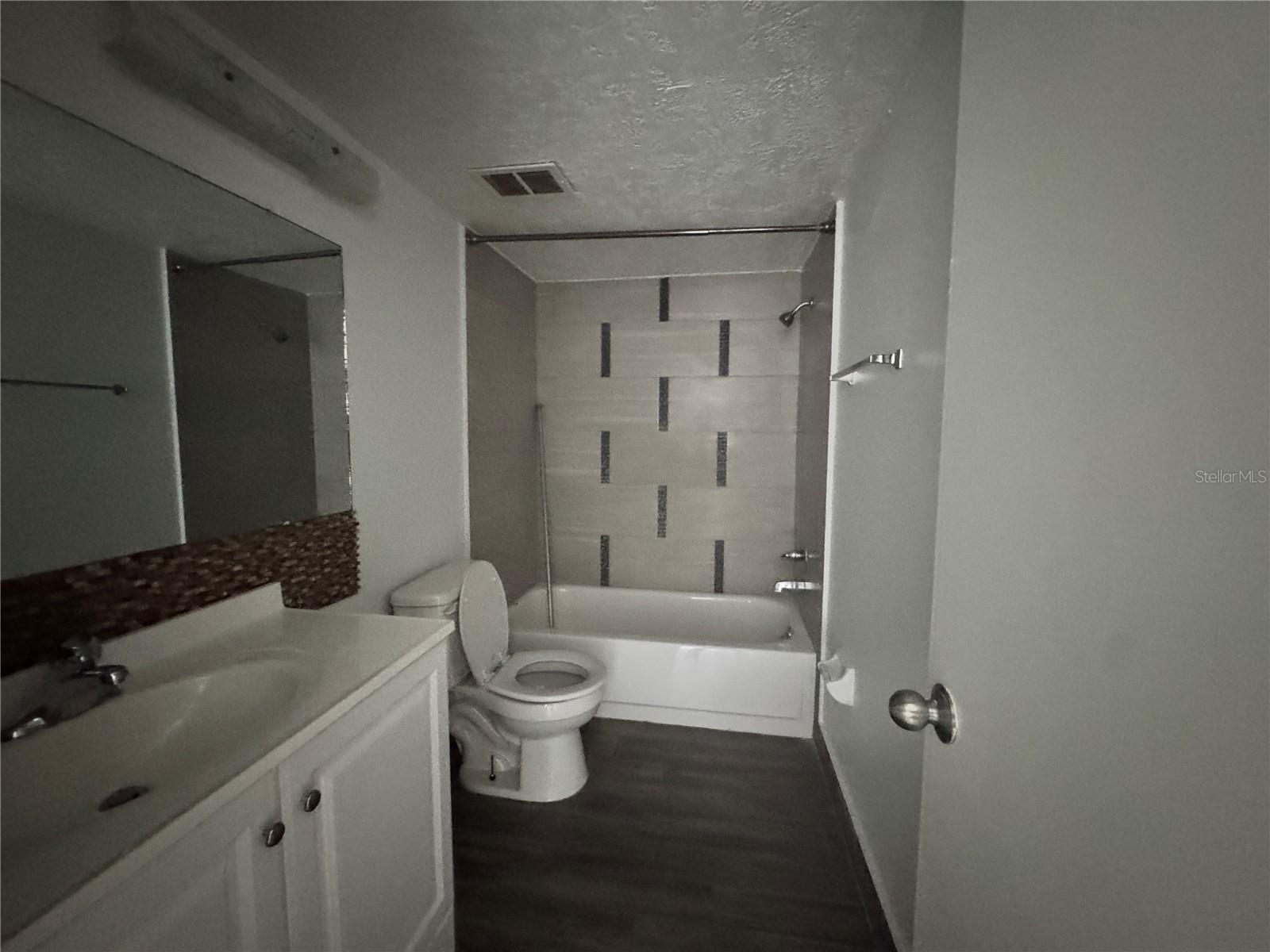 S & F SUB PT REP OF BLK B - Residential Income