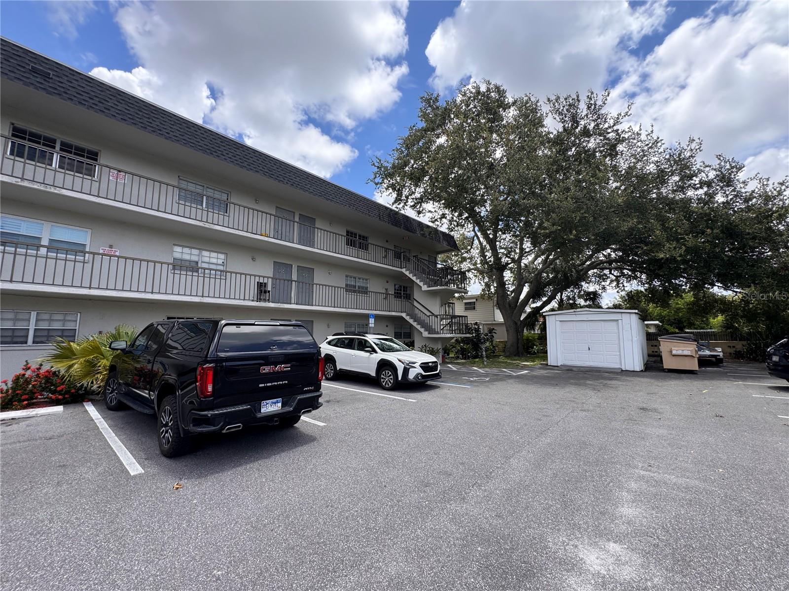 S & F SUB PT REP OF BLK B - Residential Income