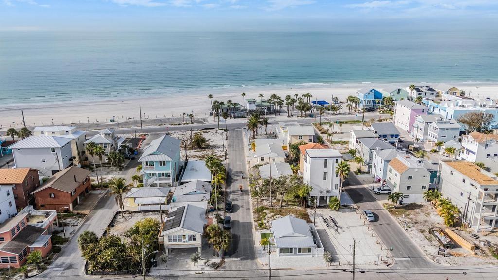 PENGUIN CABANA SUB - Residential