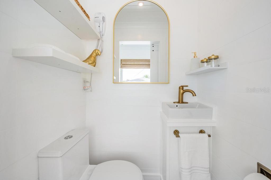 PENGUIN CABANA SUB - Residential