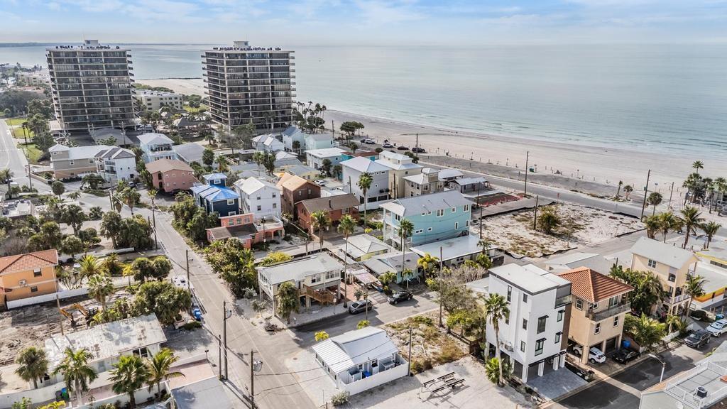 PENGUIN CABANA SUB - Residential