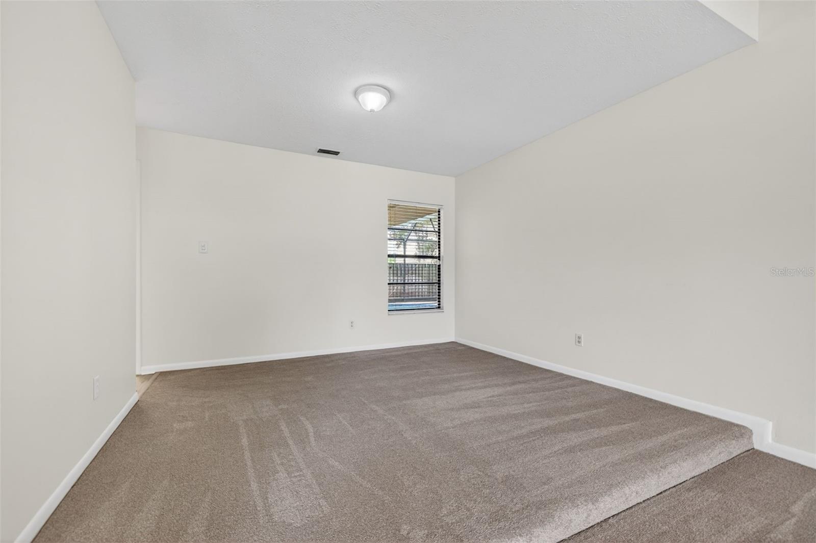 COUNTRY PLACE UNIT 3 B - Residential