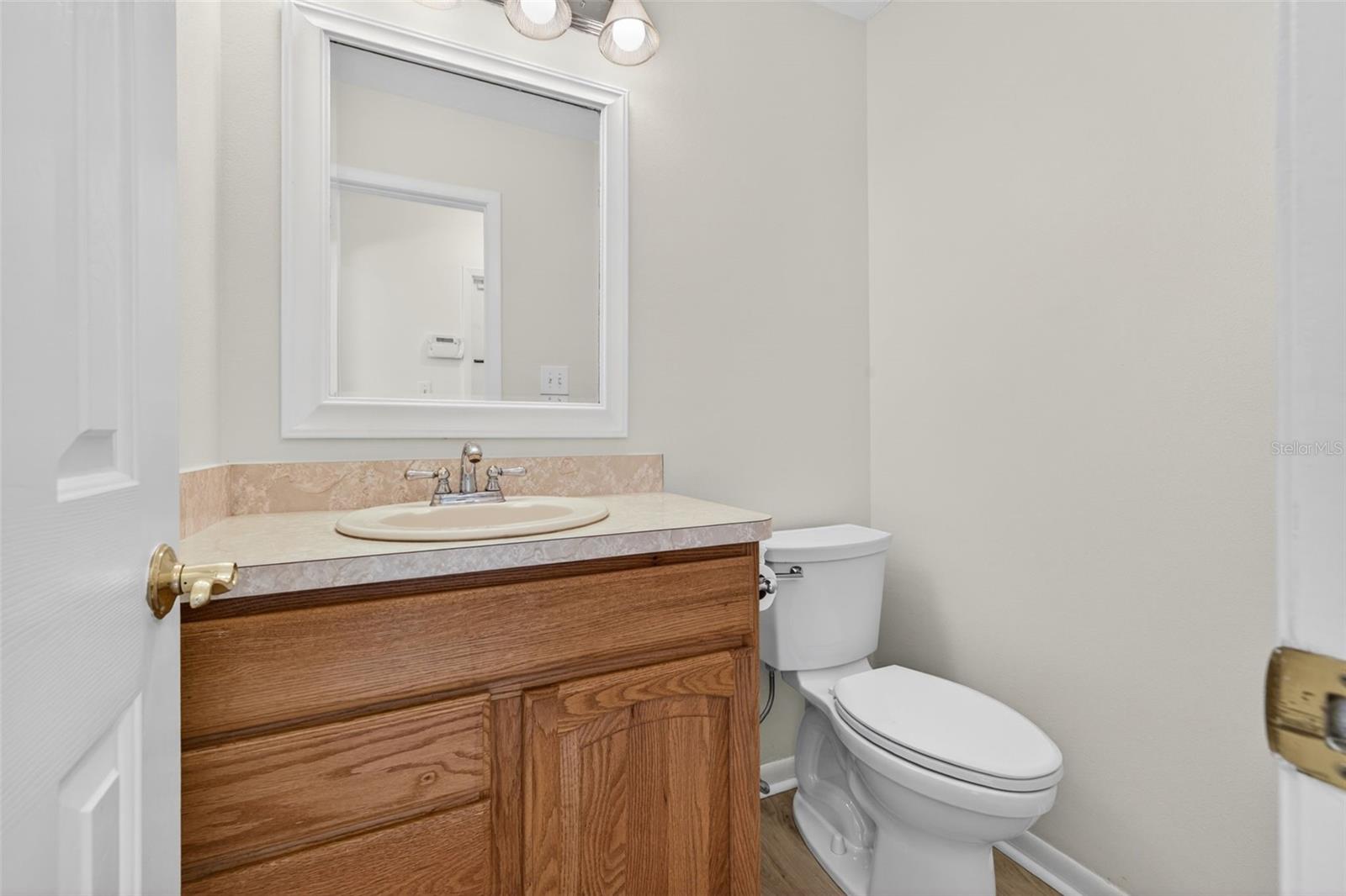 COUNTRY PLACE UNIT 3 B - Residential