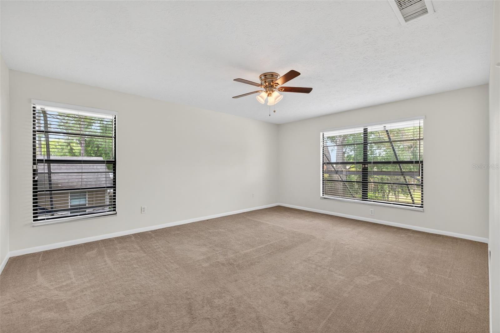 COUNTRY PLACE UNIT 3 B - Residential