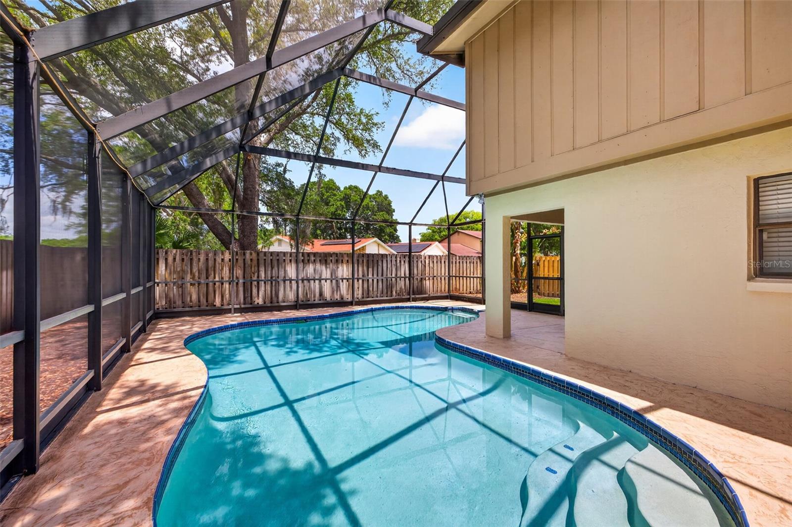 COUNTRY PLACE UNIT 3 B - Residential