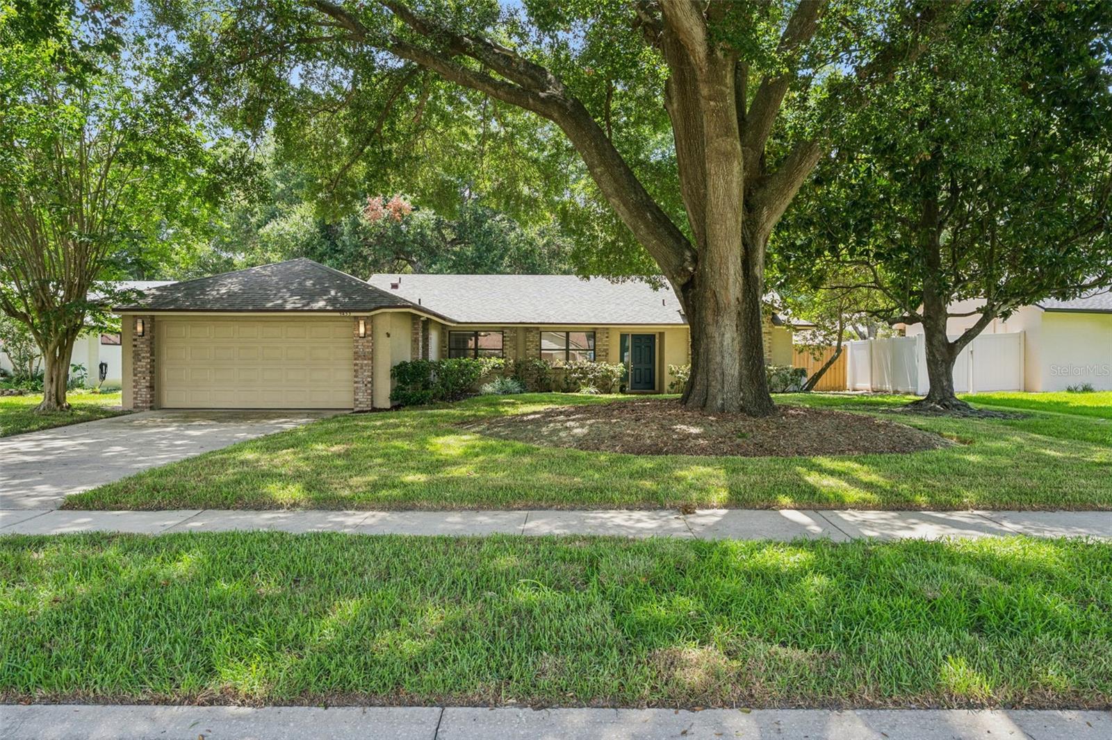 9433 PALM TREE DRIVE