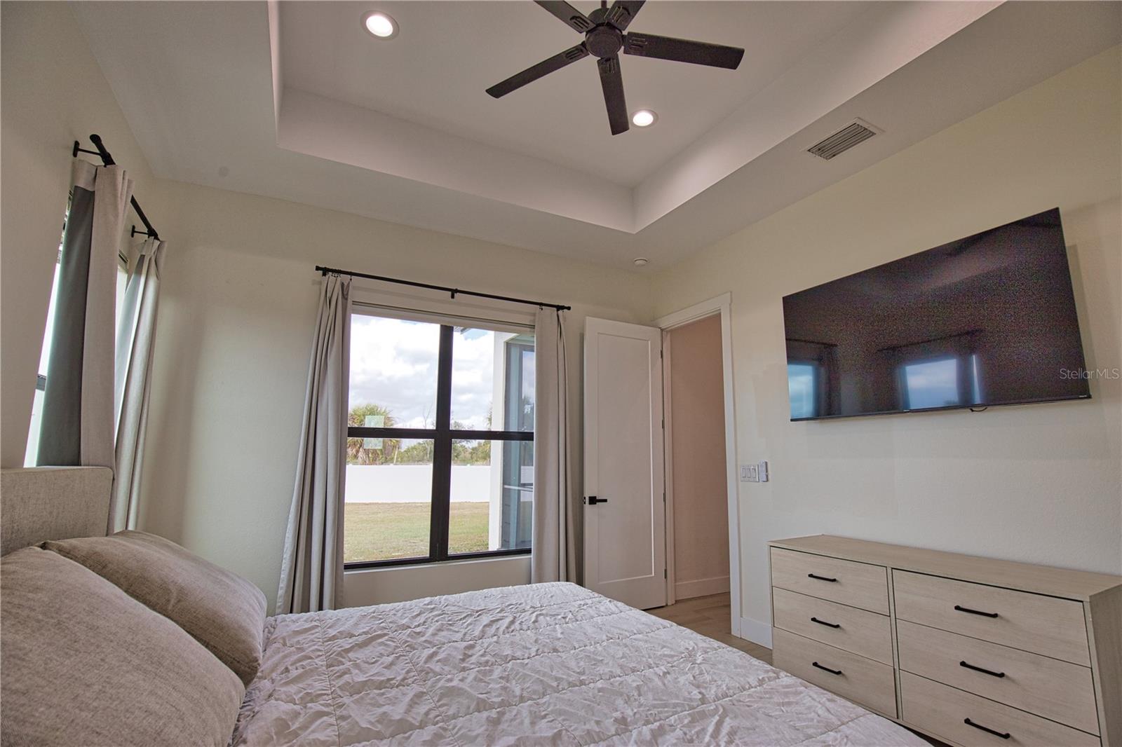 ROTONDA SANDS - Residential