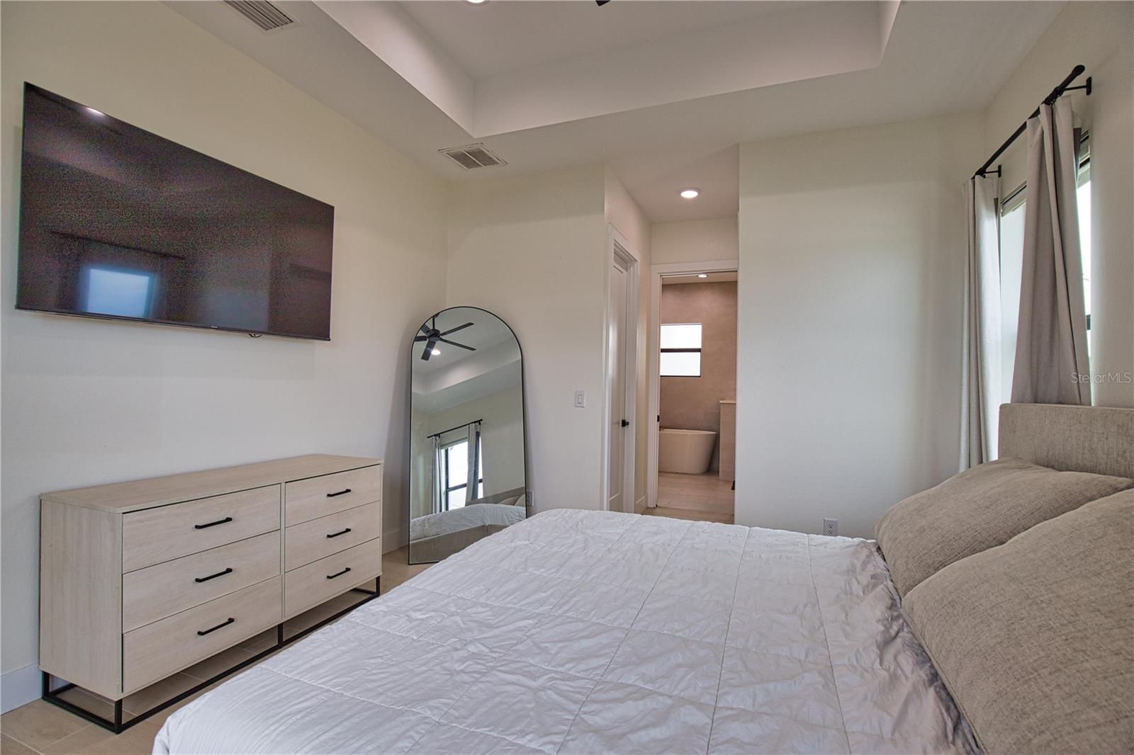 ROTONDA SANDS - Residential