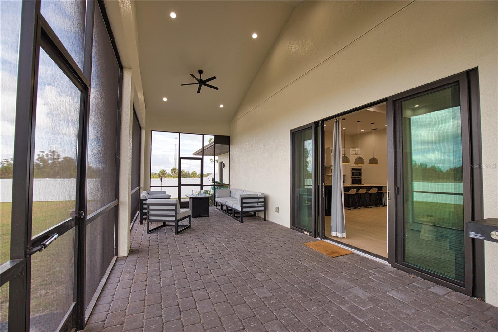 ROTONDA SANDS - Residential