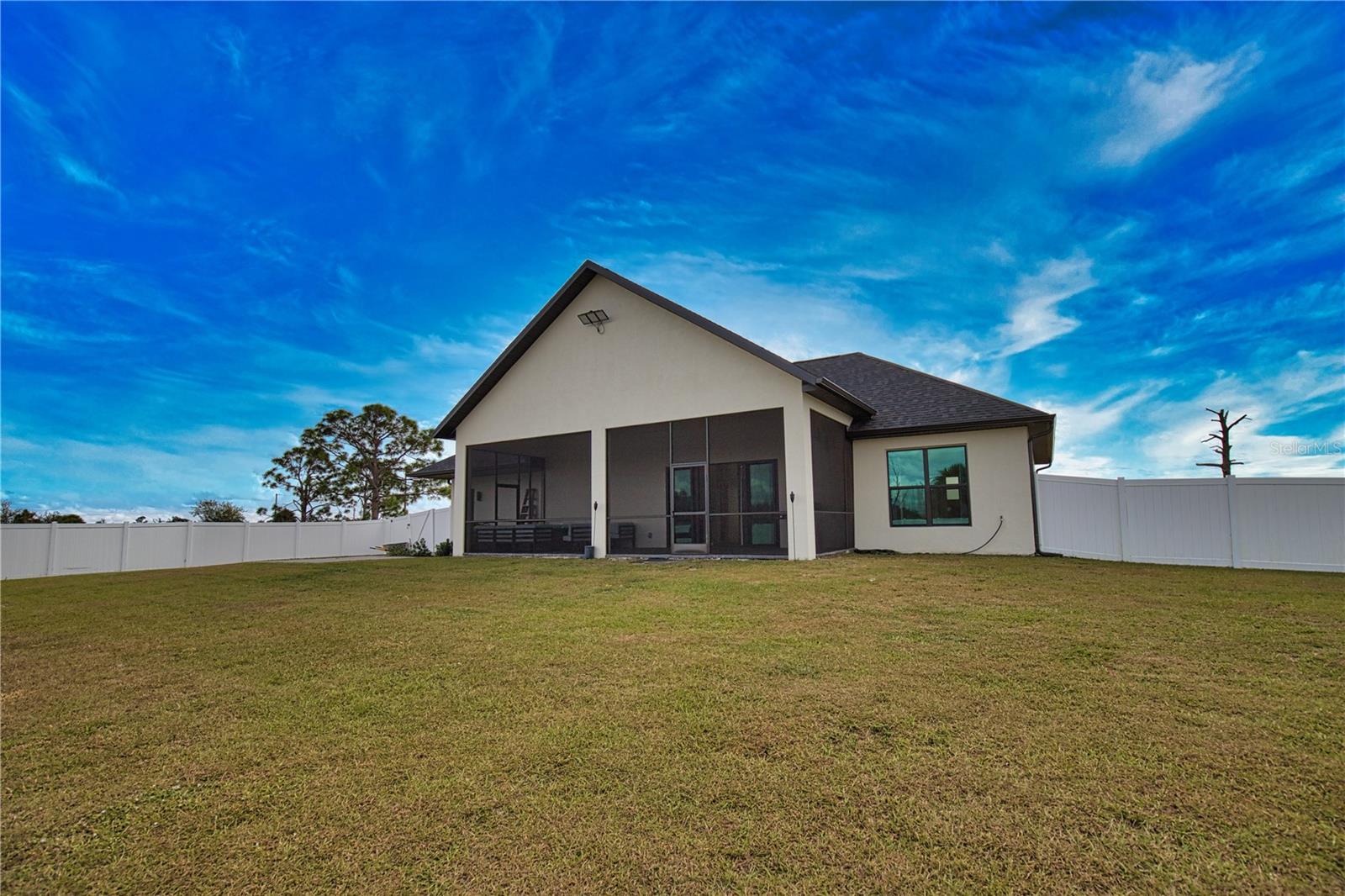 ROTONDA SANDS - Residential