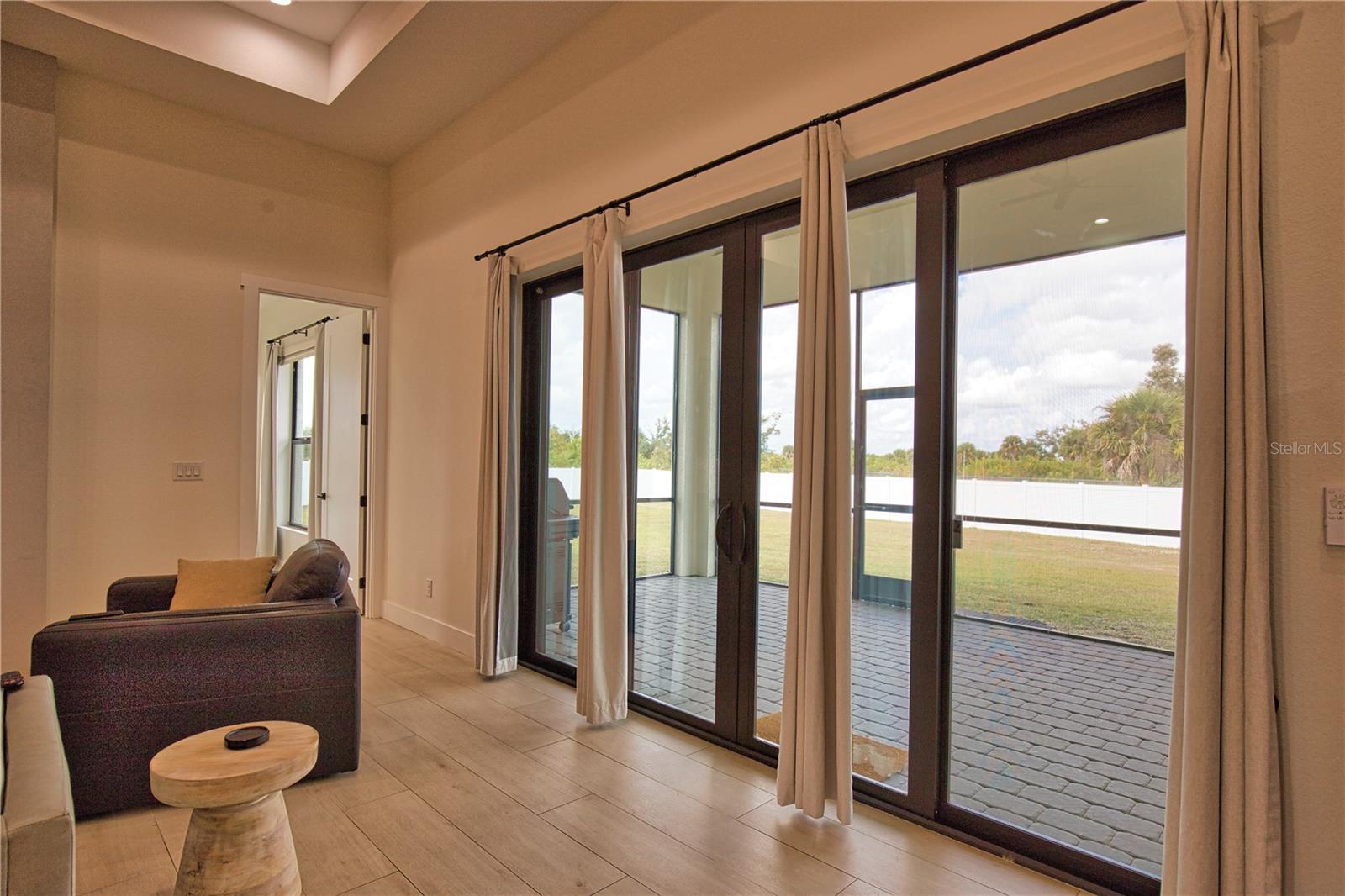 ROTONDA SANDS - Residential