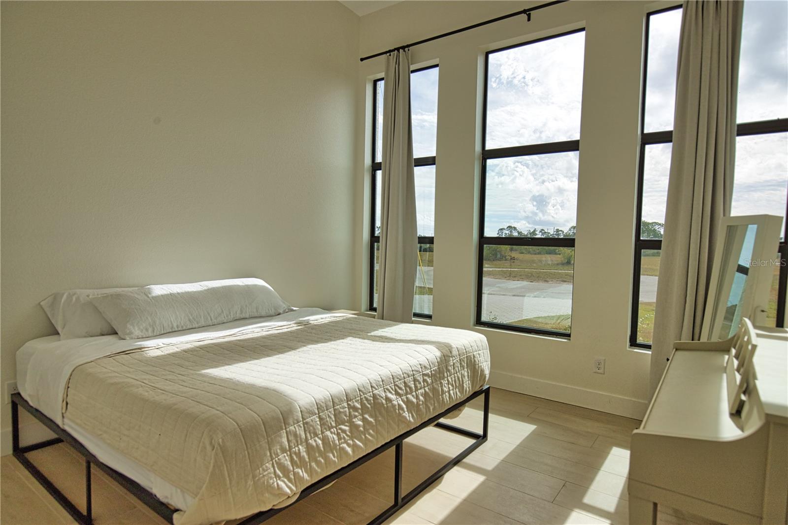 ROTONDA SANDS - Residential