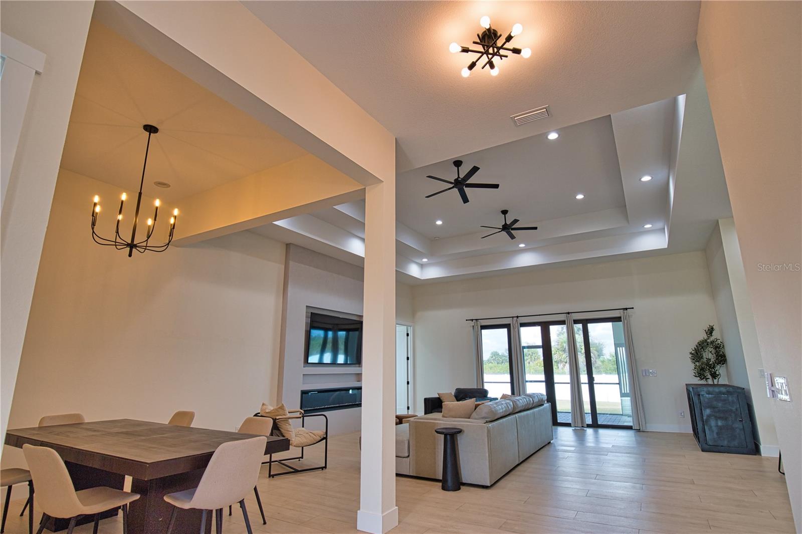 ROTONDA SANDS - Residential