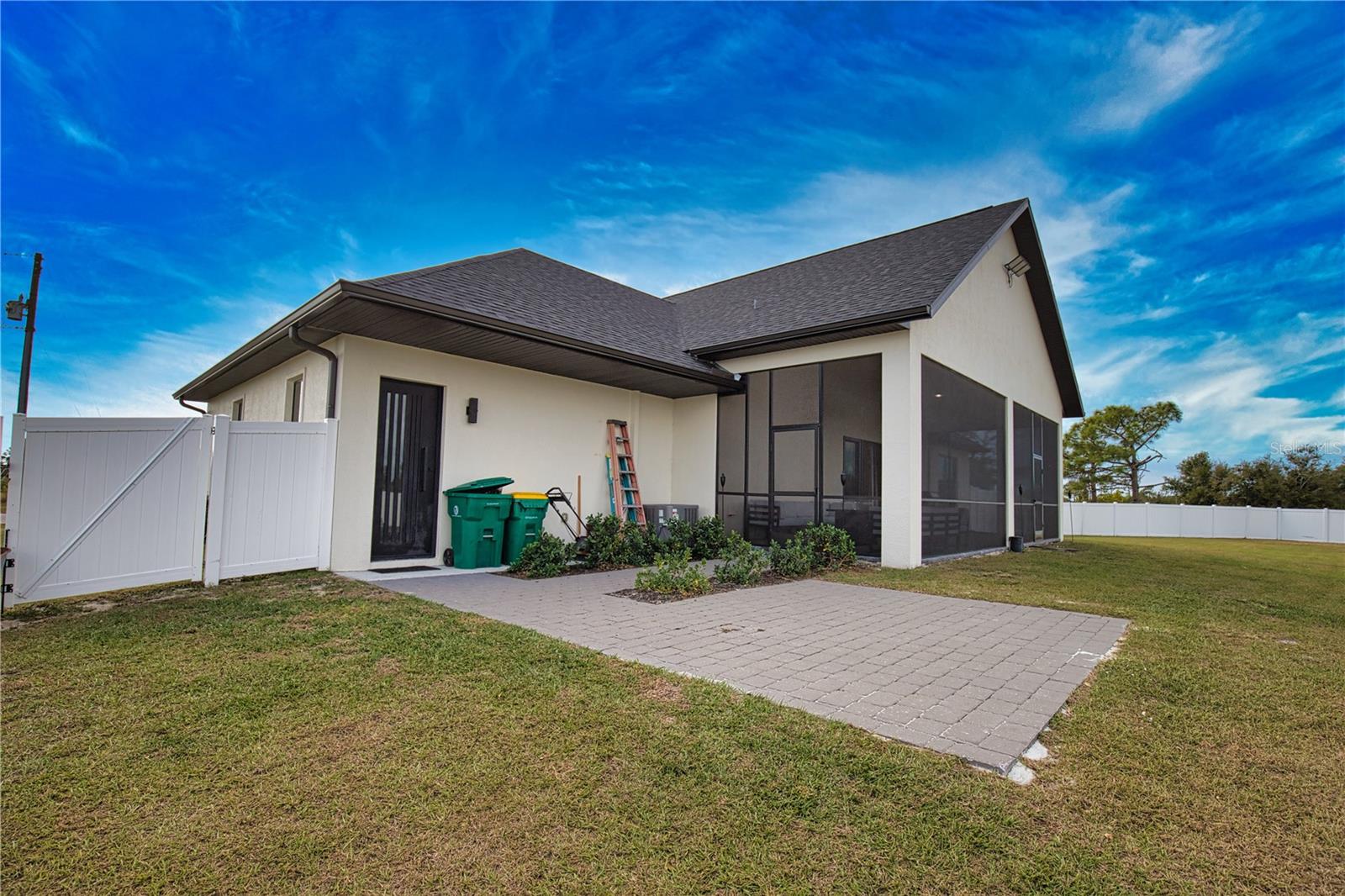 ROTONDA SANDS - Residential