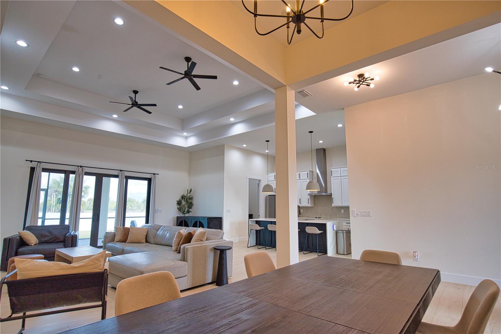 ROTONDA SANDS - Residential