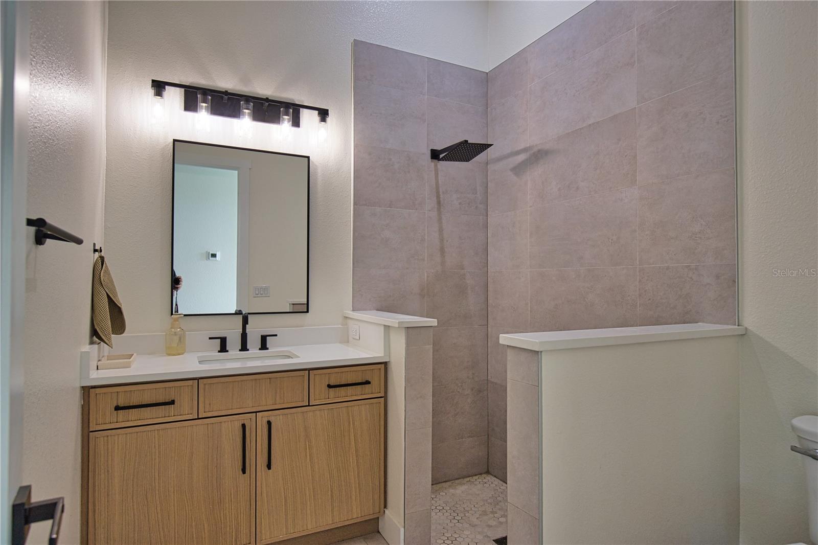 ROTONDA SANDS - Residential