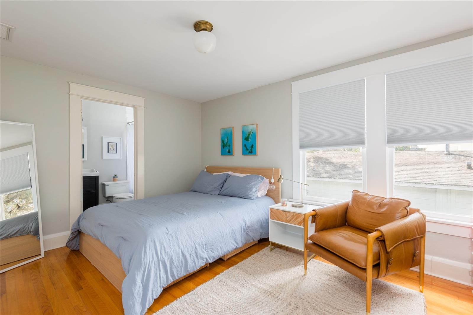 NEW SUBURB BEAUTIFUL - Residential