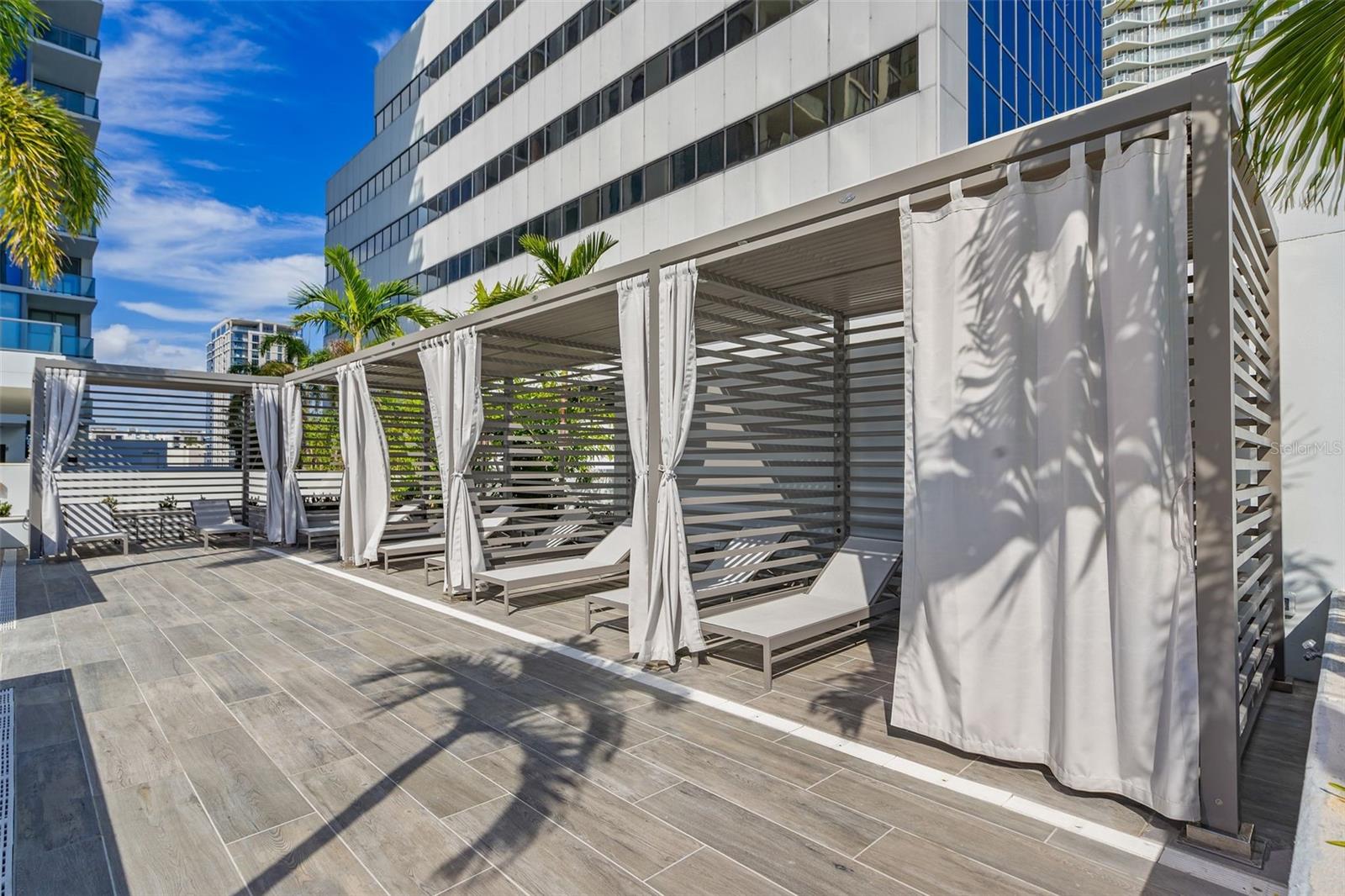 SALTAIRE ST PETERSBURG - Residential