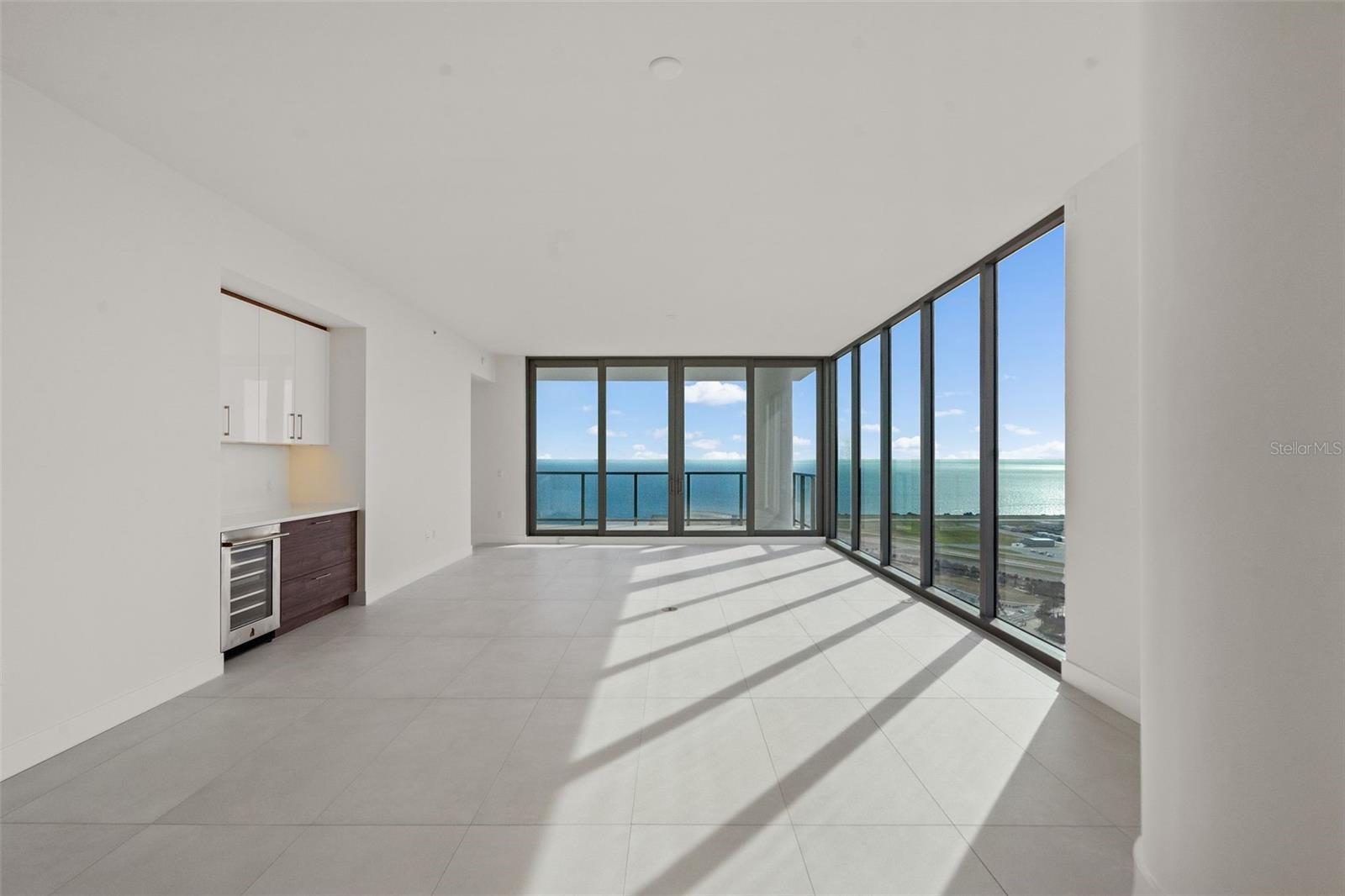 SALTAIRE ST PETERSBURG - Residential