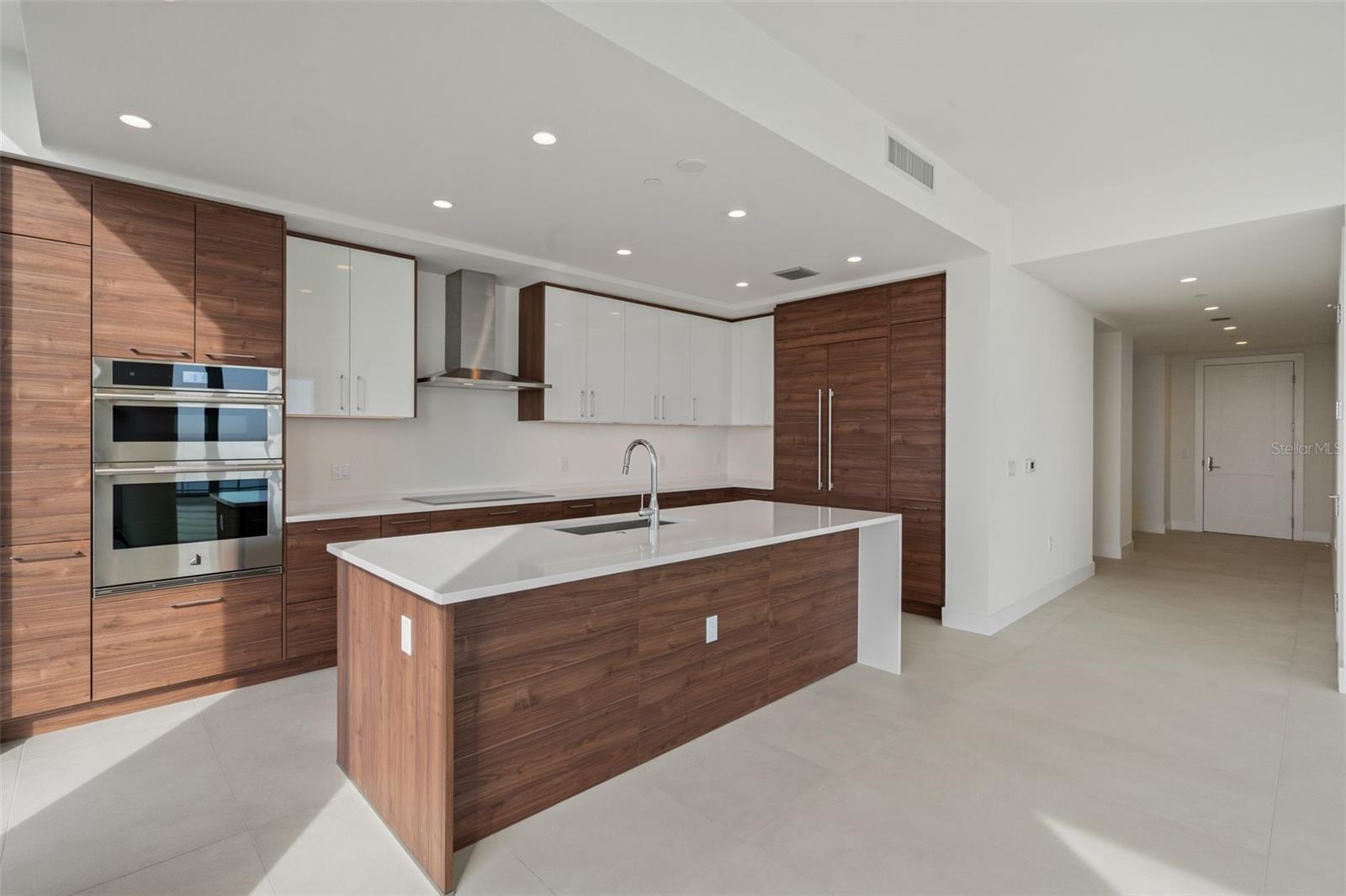 SALTAIRE ST PETERSBURG - Residential