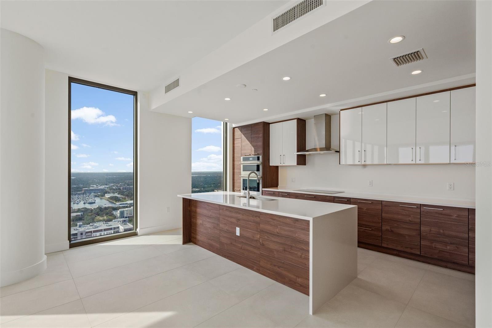 SALTAIRE ST PETERSBURG - Residential