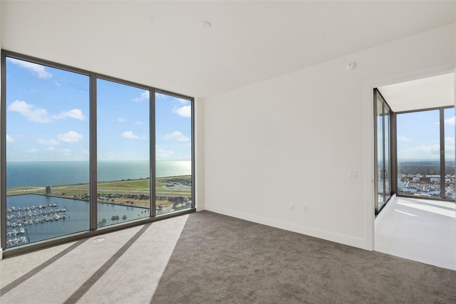 SALTAIRE ST PETERSBURG - Residential