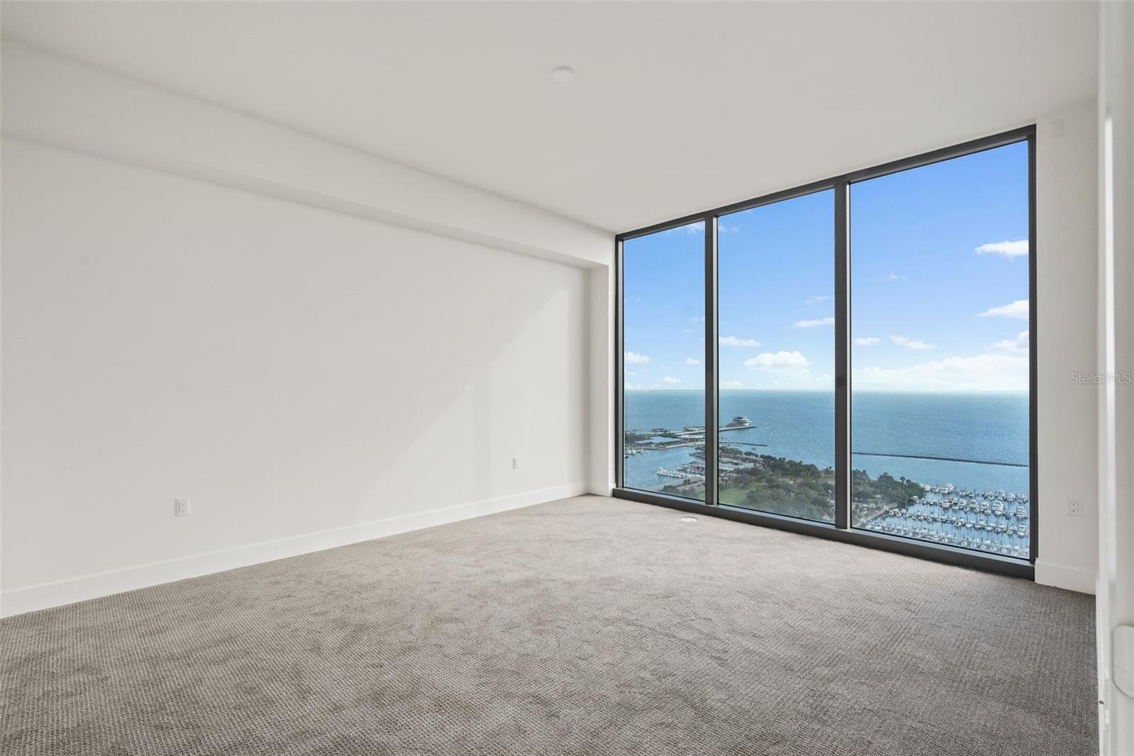 SALTAIRE ST PETERSBURG - Residential