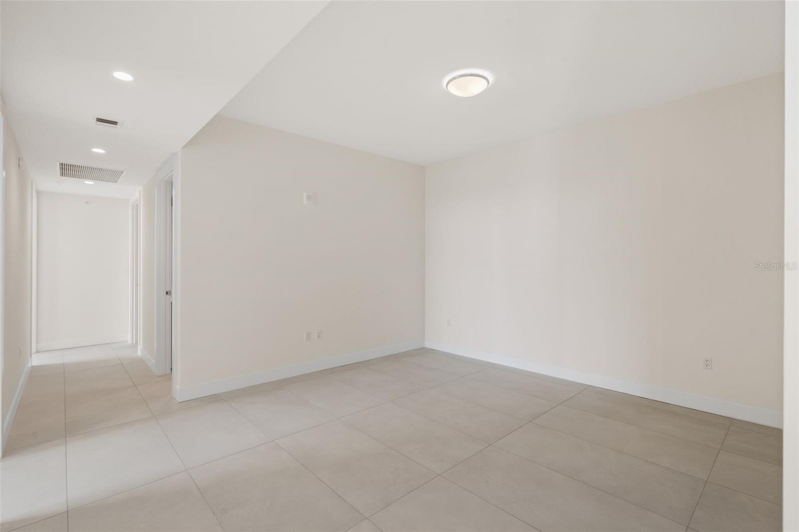 SALTAIRE ST PETERSBURG - Residential