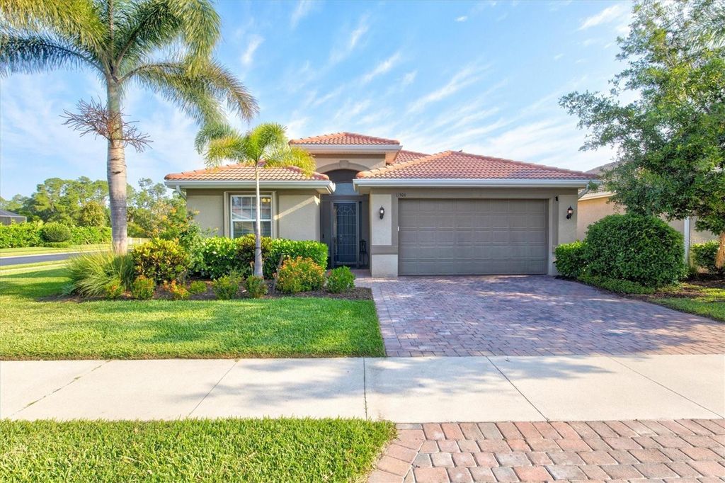 Photo of 11506 Blackfin Street, Venice, FL 34292 (MLS # A4606105)
