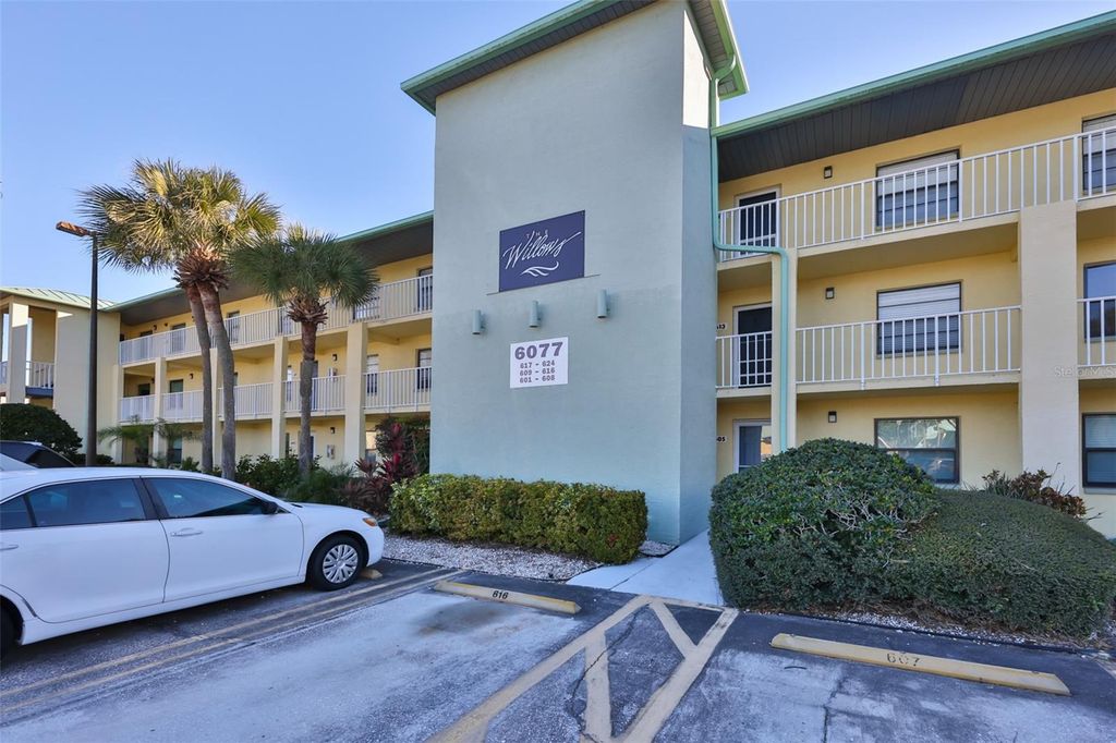 Photo of 6077 113th Street #610, Seminole, FL 33772 (MLS # TB8467025)