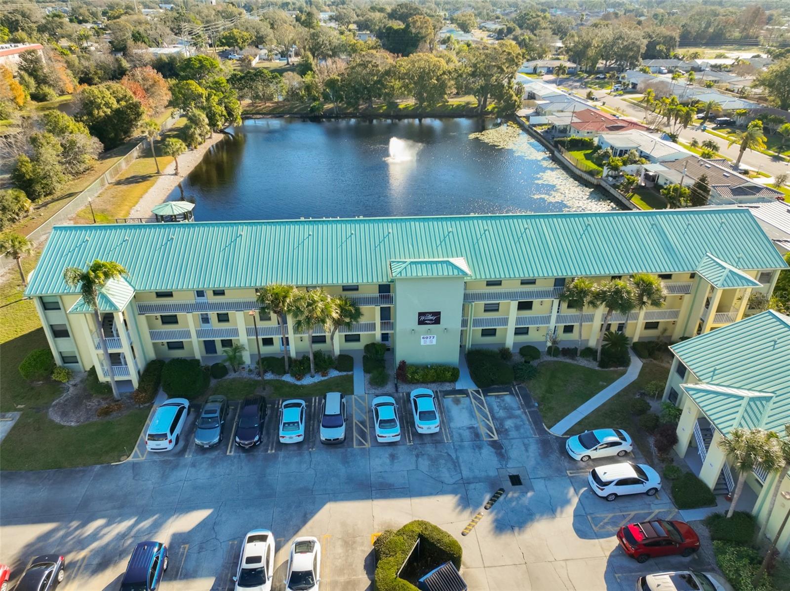 WILLOWS THE CONDO - Residential