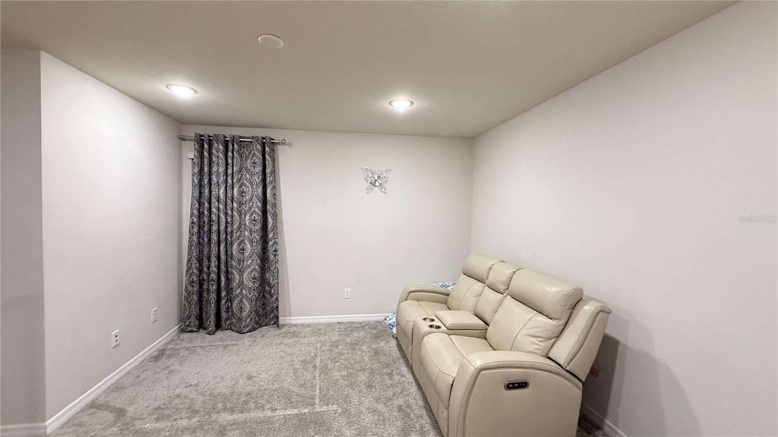 RIVER RUN PRESERVE - Residential