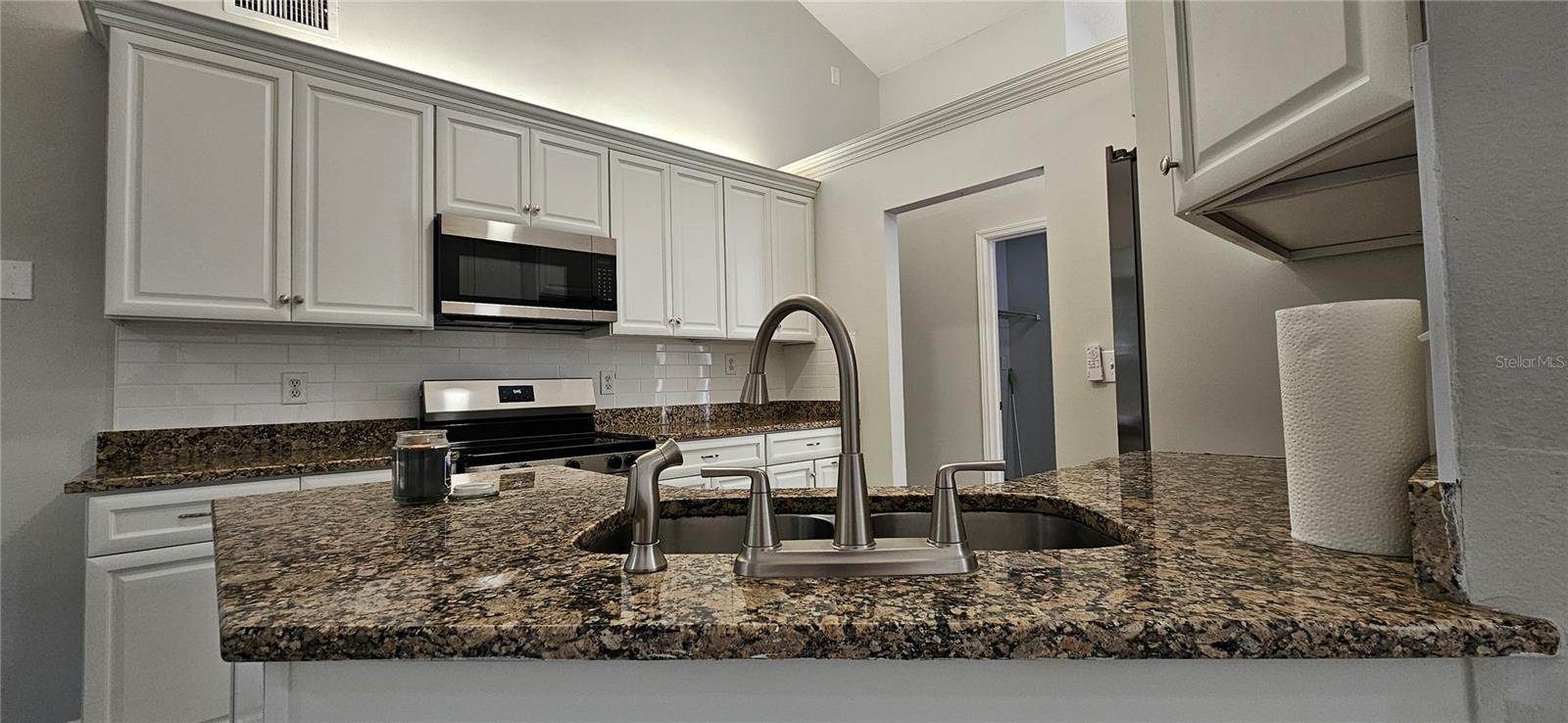 MOUNT DORA COBBLE HILL - Residential