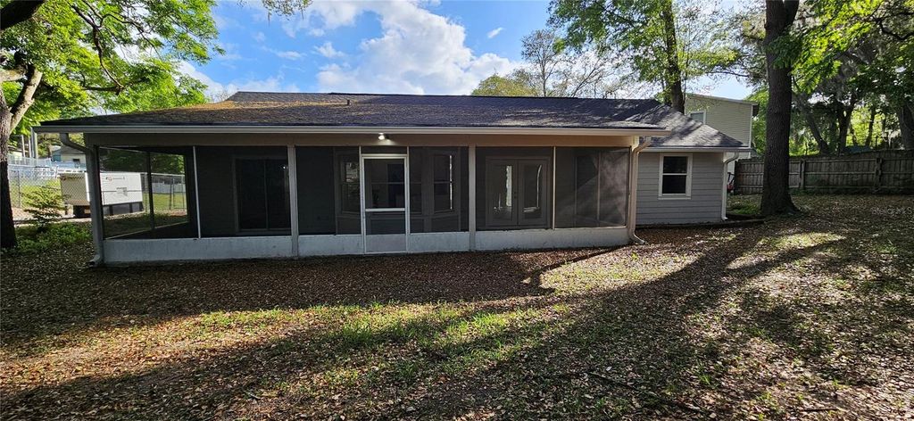 Photo of 370 S Cobble Court, Mount Dora, FL 32757 (MLS # O6399776)