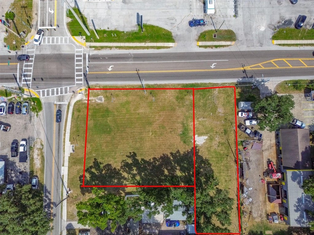 Photo of 1336 N Combee Road, Lakeland, FL 33801 (MLS # TB8542877)