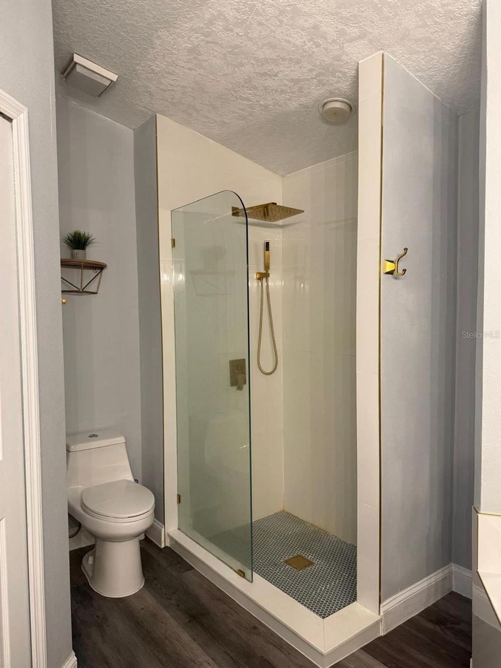 Photo of 18561 3dr Ave, Orlando, FL 32820 (MLS # O6422892)