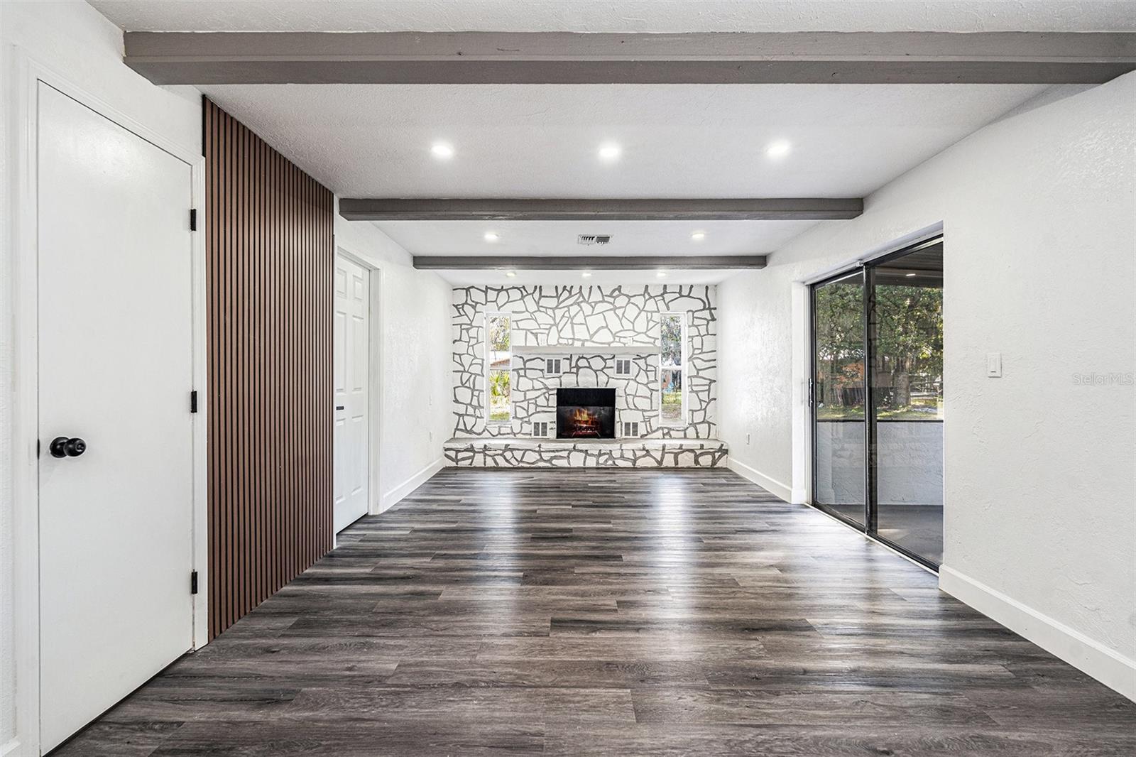 SUNCOAST HIGHLANDS - Residential