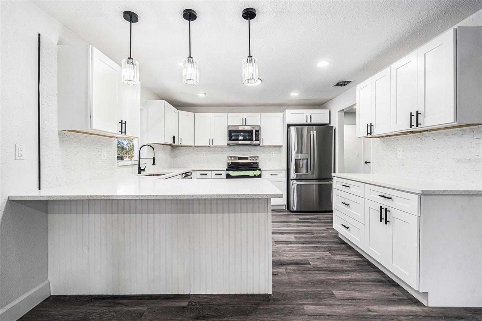 SUNCOAST HIGHLANDS - Residential