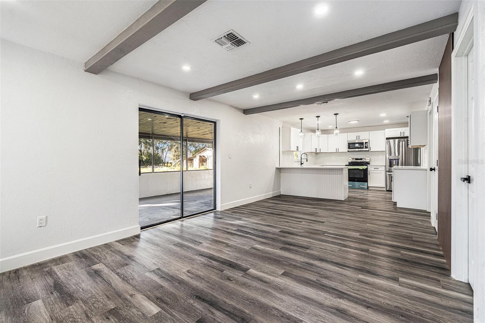 SUNCOAST HIGHLANDS - Residential