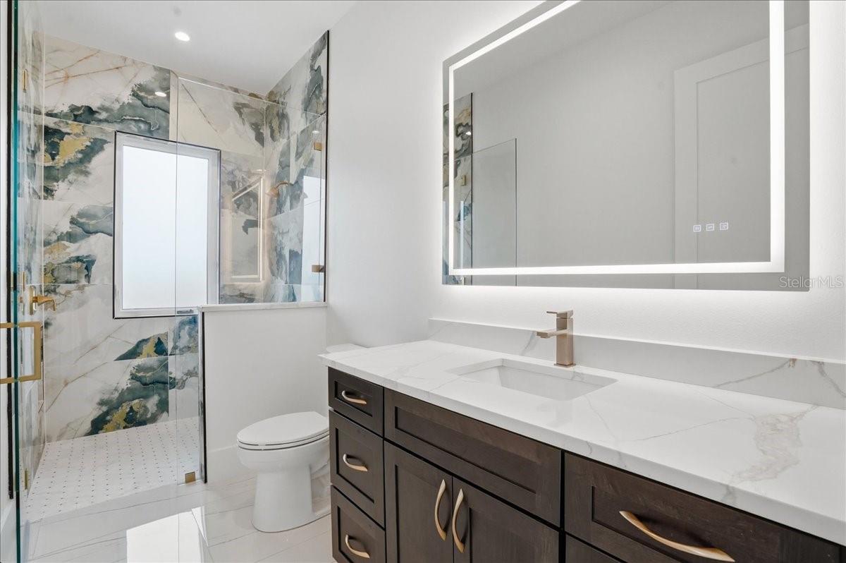 ENGLEWOOD SHORES SUB - Residential