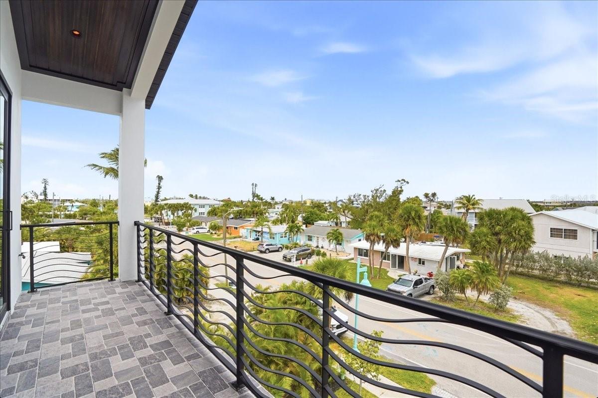 ENGLEWOOD SHORES SUB - Residential