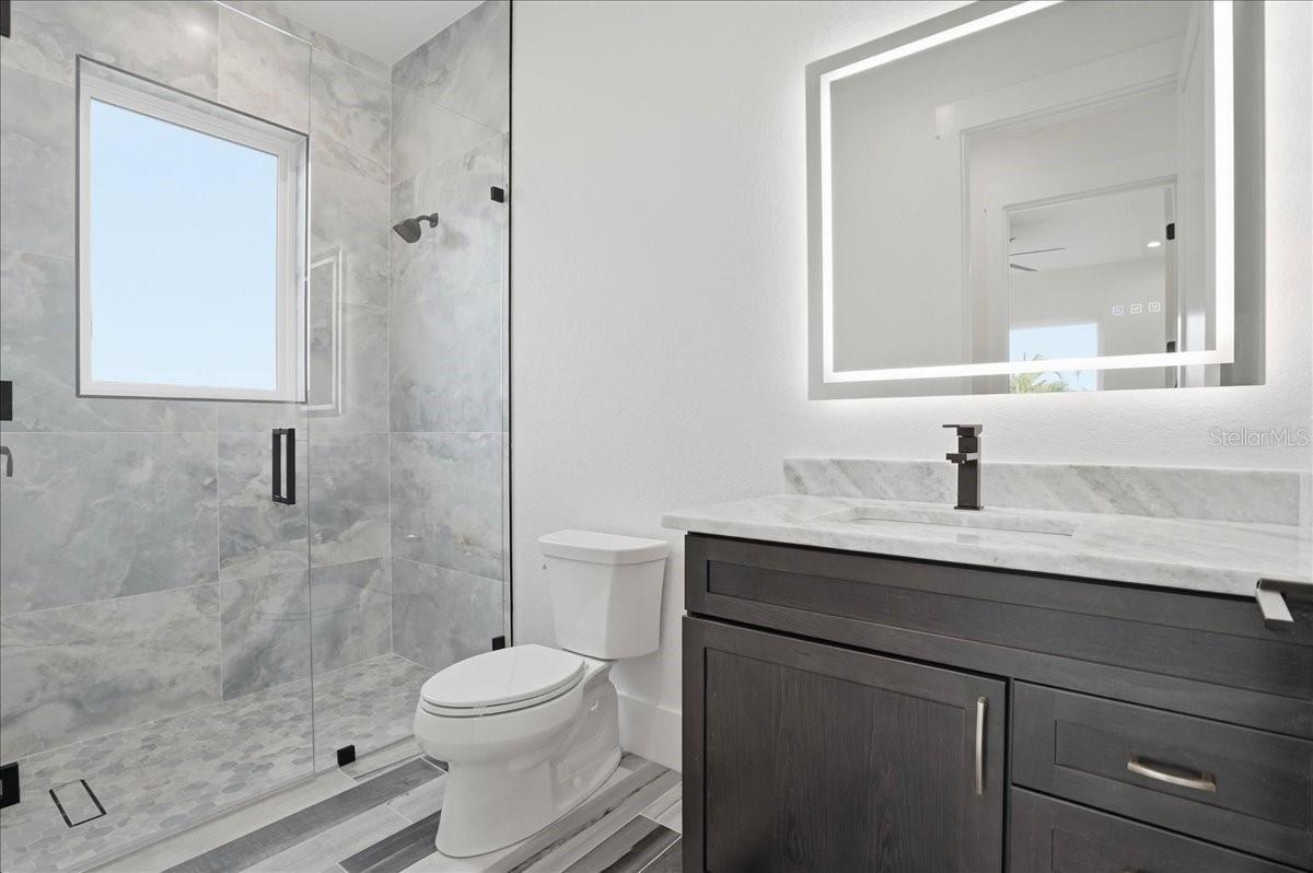 ENGLEWOOD SHORES SUB - Residential